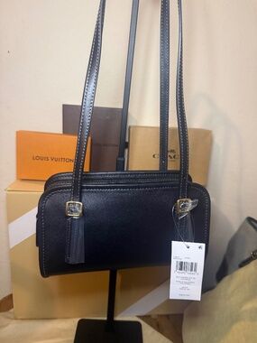 Coach swing zip bag 20 brand new NWT